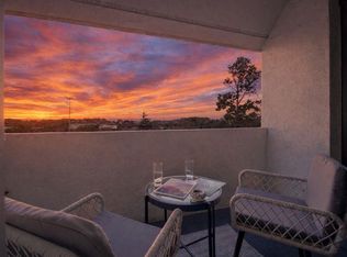 500 Glenwood Cir APT 537, Monterey, CA 93940