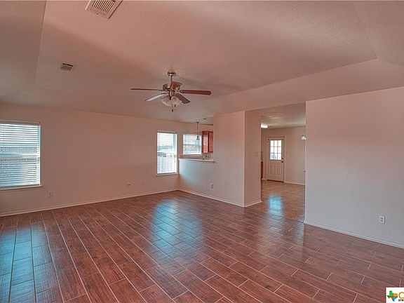 5th image of 1314 Dixon Cir