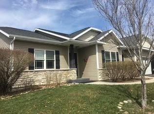 212 N Lapham St, Oconomowoc, WI 53066