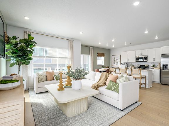 4th image of 1617 W Viola Ln #3070