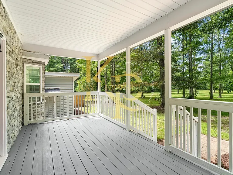 951 Walter Bright Rd — Photo 17