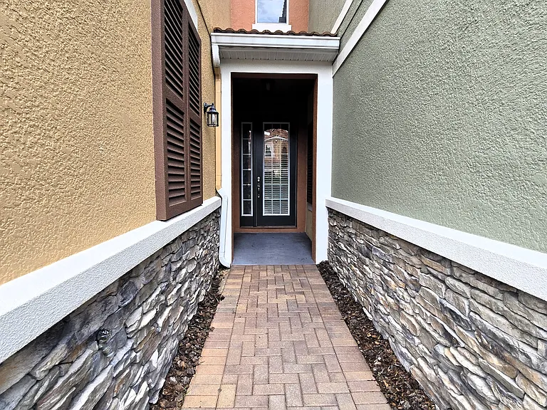 4910 Fiorazante Ave — Photo 2