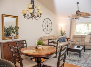 321 Robin Hood Cir UNIT 204, Naples, FL 34104