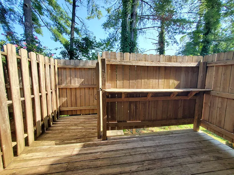 250 Sanders Ferry Rd — Photo 25