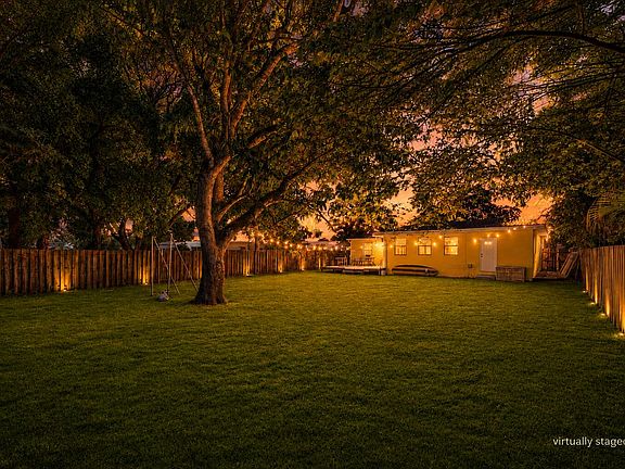 3rd image of 713 NE 35th Street