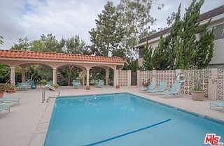 3rd image of 6199 Canterbury Dr Unit 304