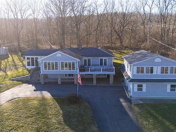 4th image of 4138 W Lake Rd