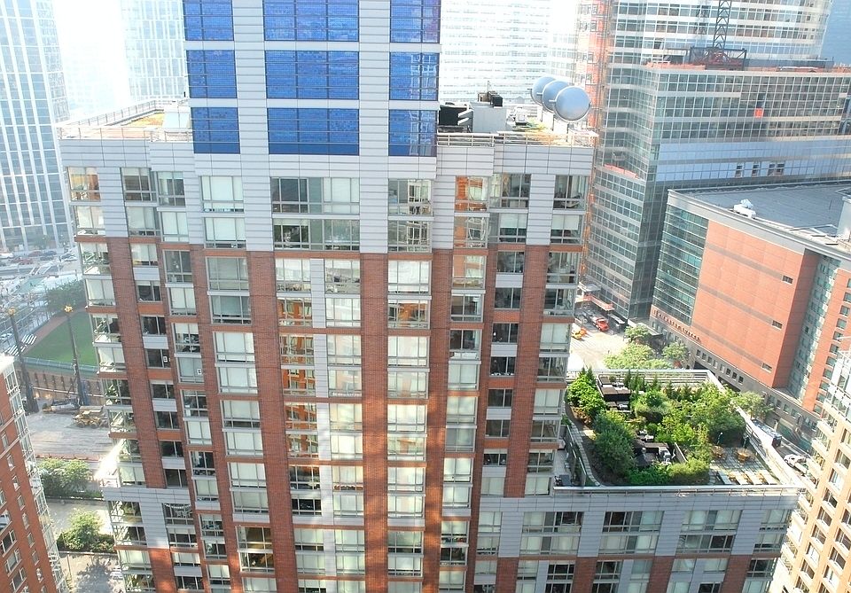 1st image of 211 N End Ave APT 17E