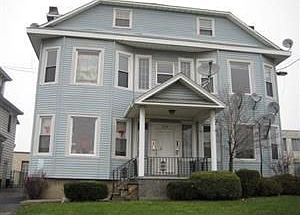 2nd image of 1056 W Genesee St APT 12