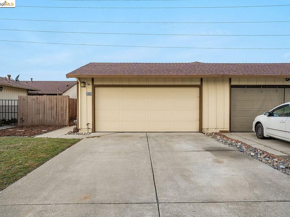 1st image of 1302 Trembath Ln