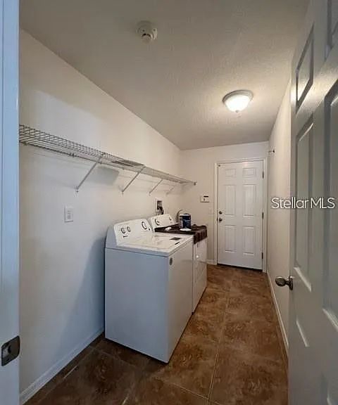 271 Campinas St — Photo 25