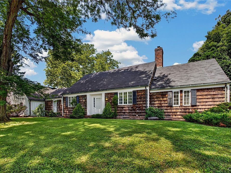 1st image of 6981 Colonial Dr