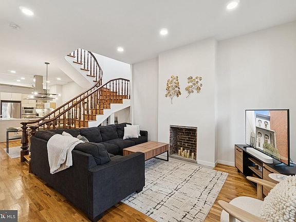 2nd image of 1514 6th St NW