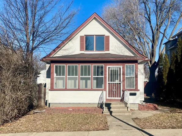 105 Hatch Ave, Saint Paul, MN 55117