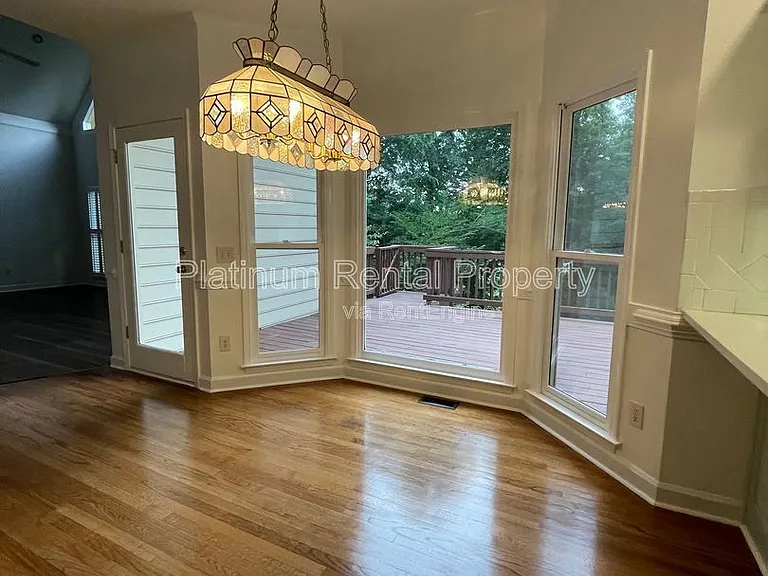 870 Ingleside Dr — Photo 68