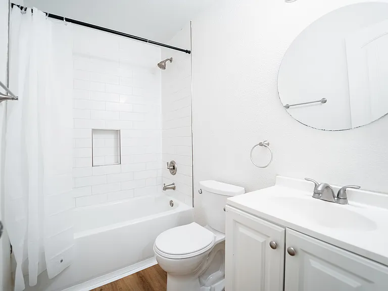 3853 Cherokee Ave #M — Photo 4