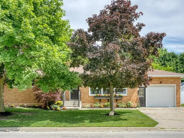 68 McCallum St, Kingsville, ON N9Y 1C2