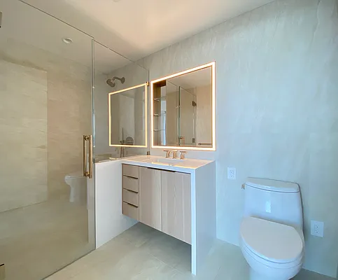 Rented by Chase Global Realty Corp | media 11
