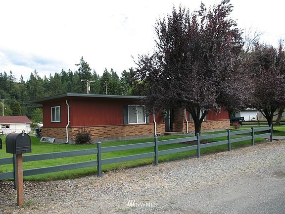 2nd image of 198 188 McArthur Street S #1 & 2