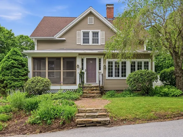 98 Walnut St, North Brookfield, MA 01535