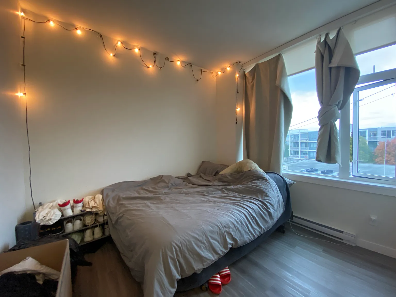 2 bed, 850 sqft, $3,400 — Photo 3