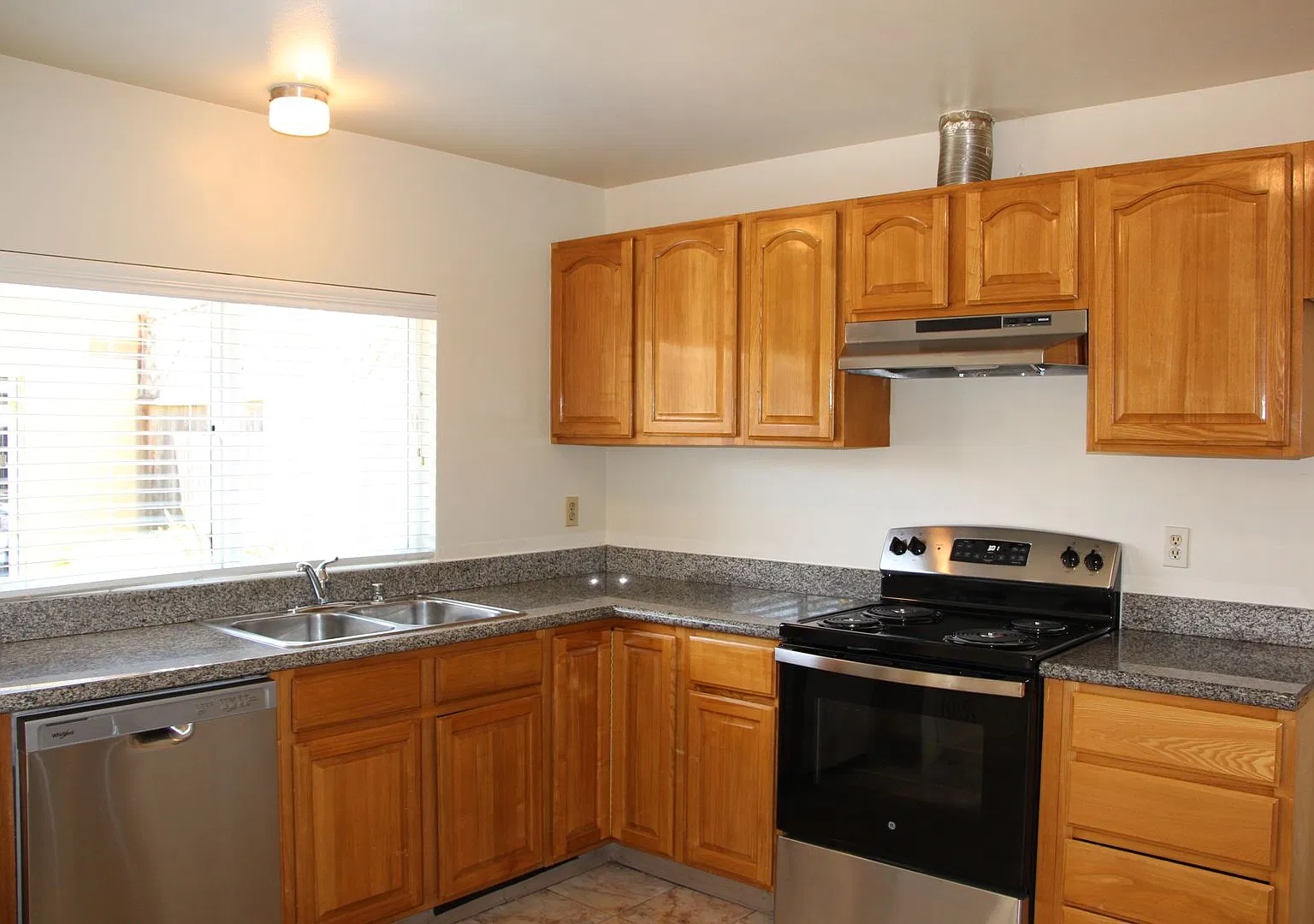 4220 Comet Circle 3 Bedroom 1.5 Bathroom — Photo 3