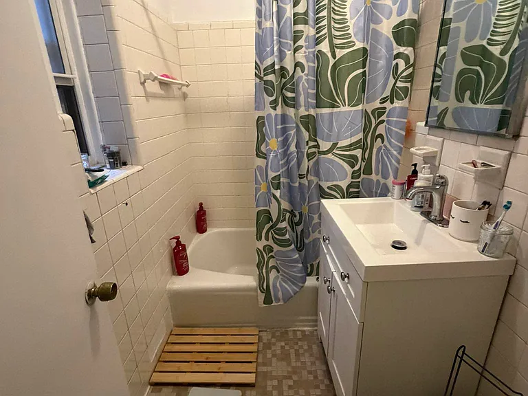 326 W 83rd St #5D — Photo 6