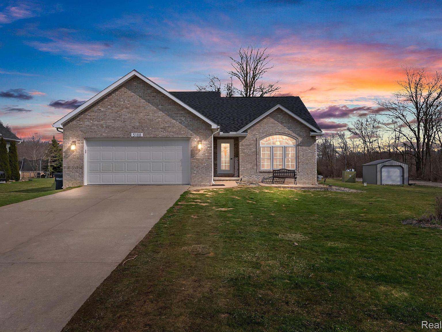 5188 Walkabout Ln, Swartz Creek, MI 48473 | Zillow
