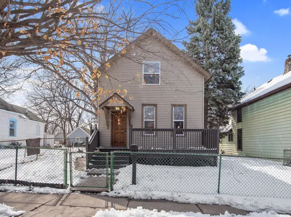 116 Sycamore St E, Saint Paul, MN 55117