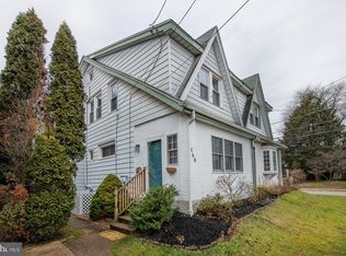 560 Wales Rd, Havertown, PA 19083