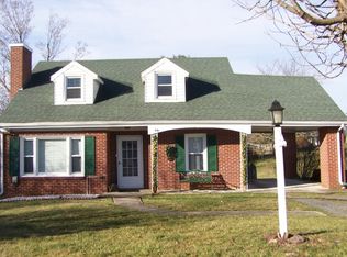 1051 Ivanhoe Rd, Fries, VA 24330