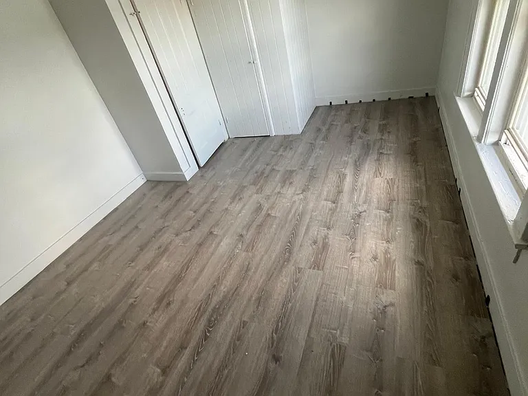 335 S Main Ave — Photo 11