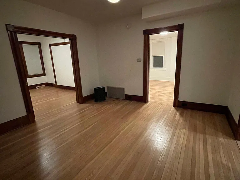 52 N Prospect St #1 — Photo 21