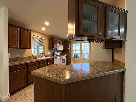 3rd image of 2400 Alpine Blvd Space 135