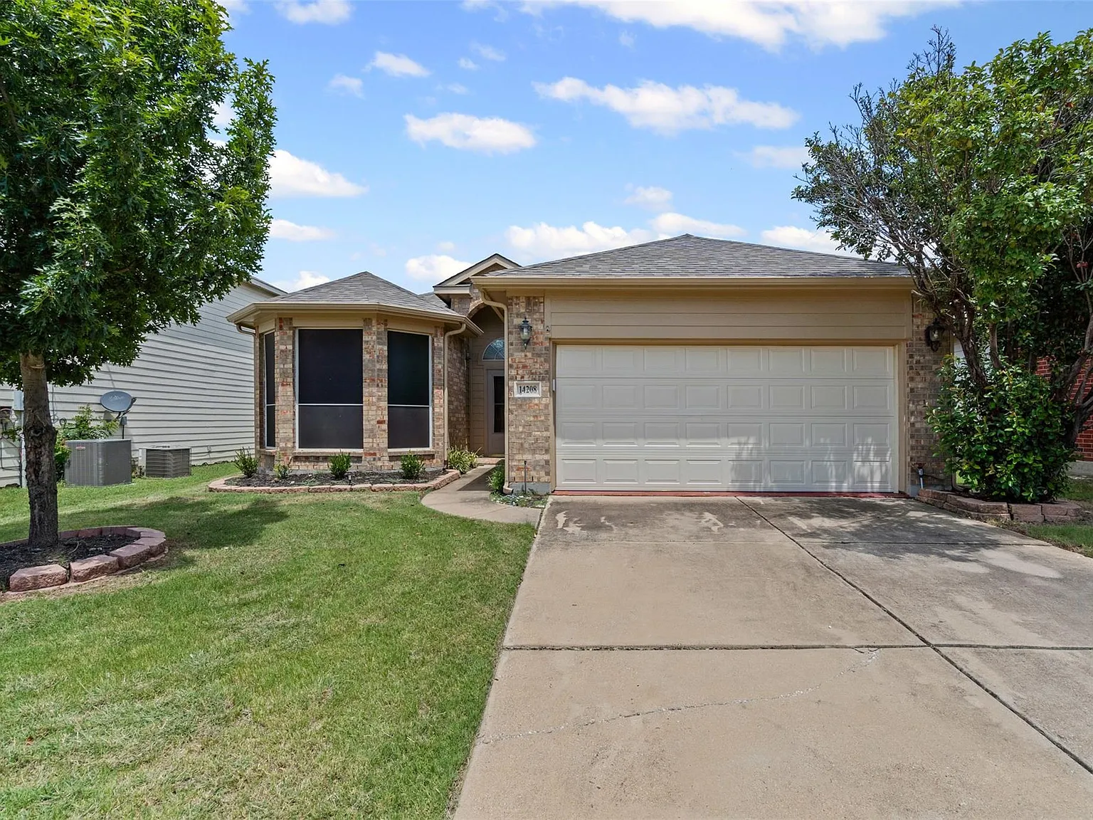3 bed, 1541 sqft, $2,150 — Photo 1