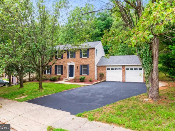 4620 University Dr, Fairfax, VA 22030