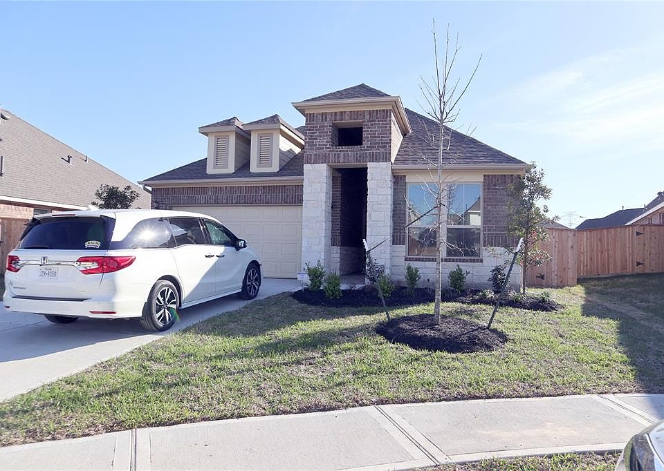 1st image of 19823 Chapel Valley Ct