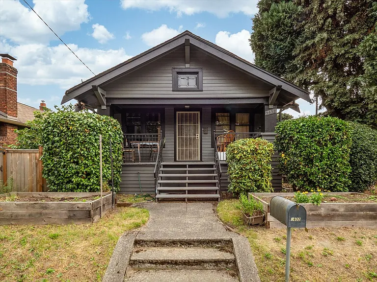 5632 11th Ave NE — Photo 12