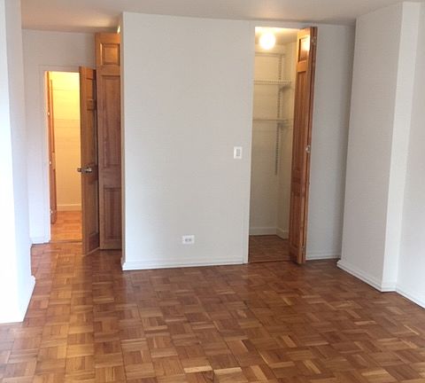 3rd image of 401 E 81st St APT 14E