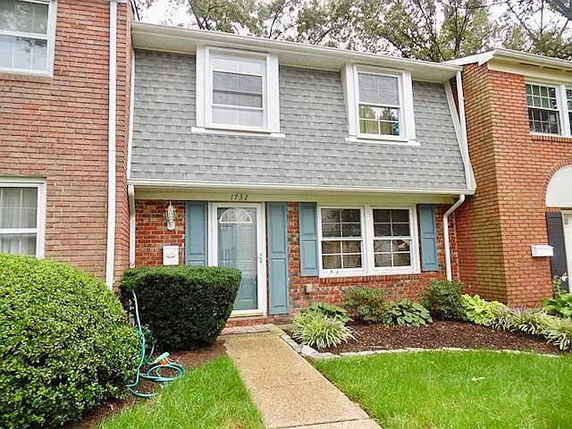 2 Bed / 1.5 Bath - Townhouse in Crofton — Photo 1