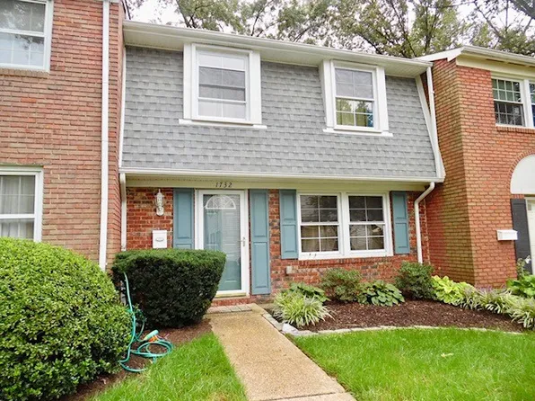 1732 Woodridge Ct, Crofton, MD 21114