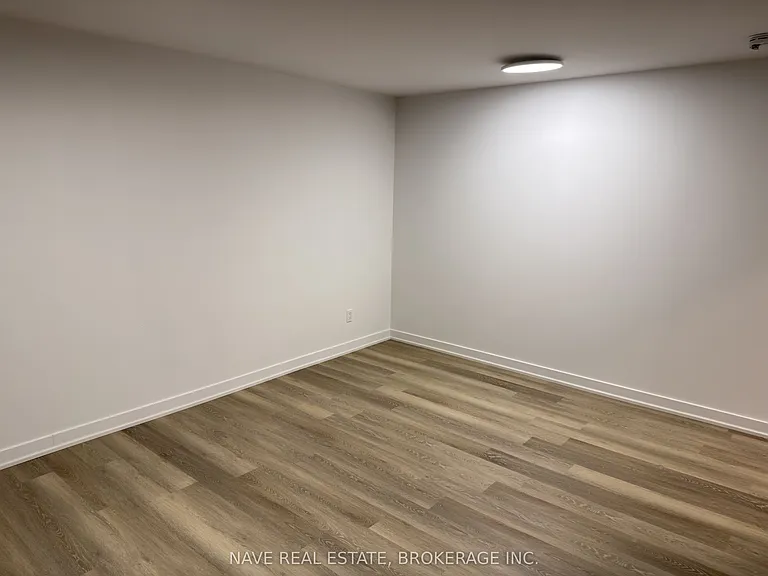 86 Elgin Mills Rd W #BASEMENT — Photo 19
