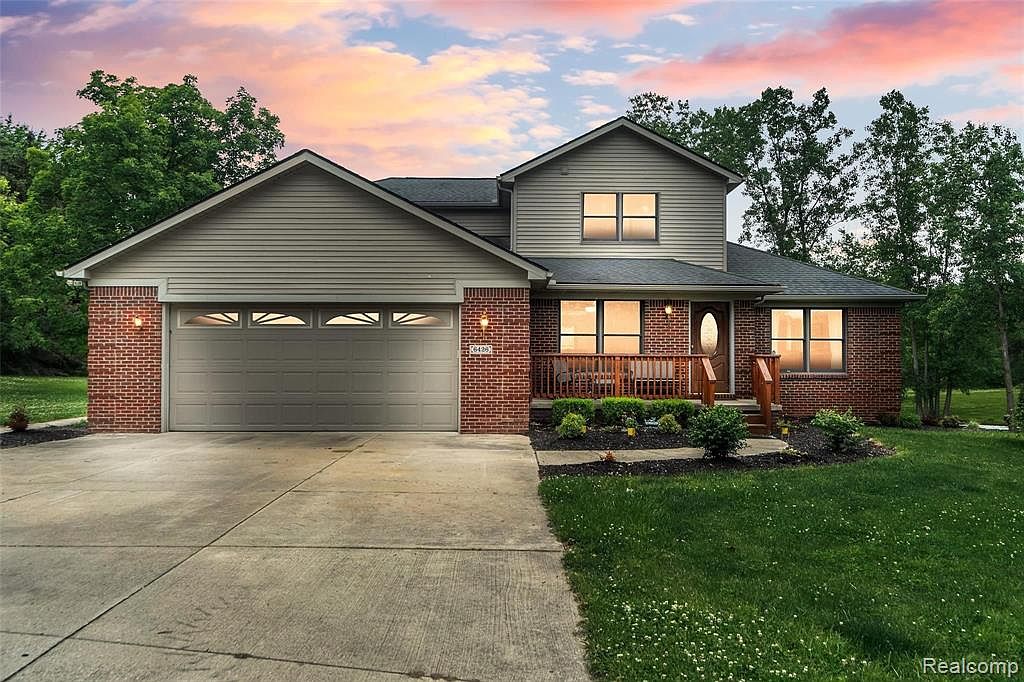 6426 Oak Grove Rd, Howell, MI 48855 Zillow
