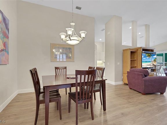 5th image of 9519 Mariners Cove Ln
