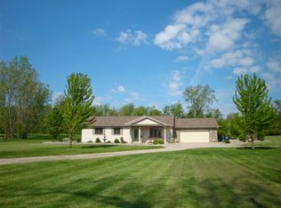 6221 N Old State Road 102, Columbia City, IN 46725