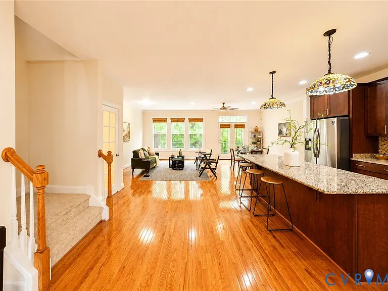 5421 Hickory Ann Dr — Photo 22