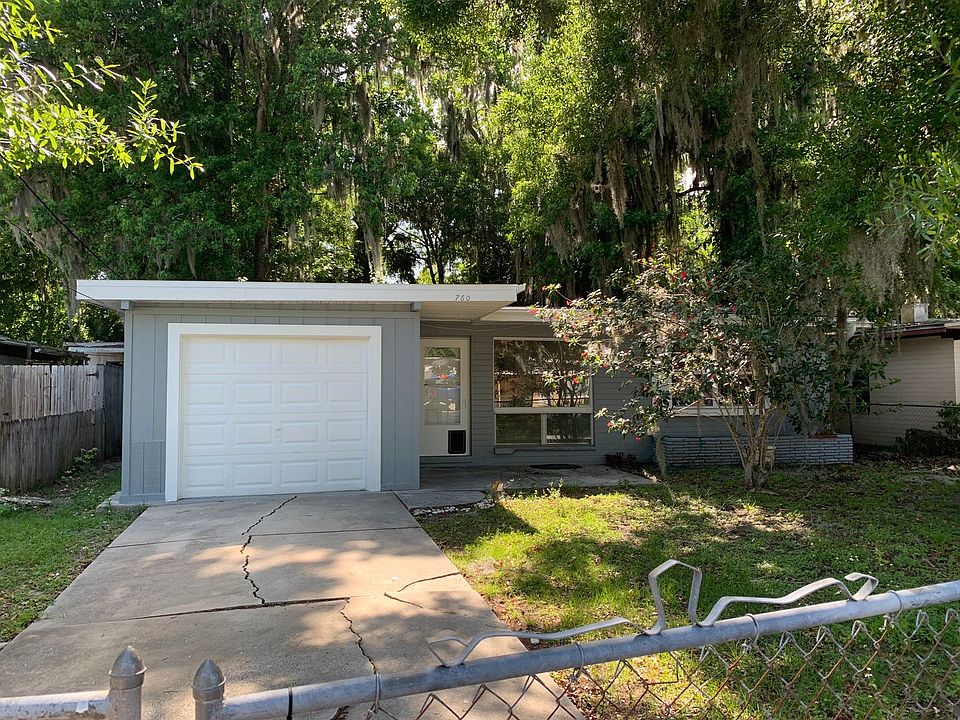 1st image of 760 Greenway Pl