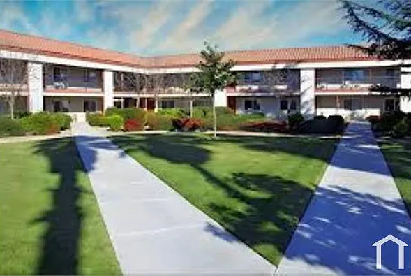 1 bed, 688 sqft, $1,482 — Photo 2