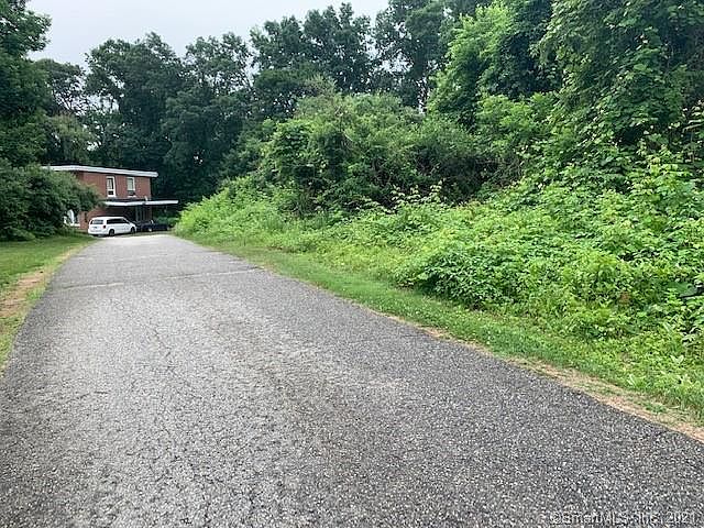 2nd image of 80 Balaban Rd