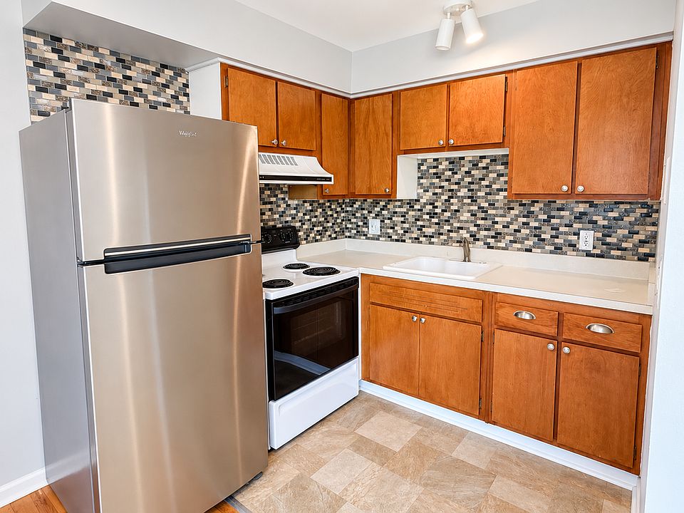 4840 Briarwood Ave Apt 2, photo 4